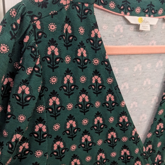 Easy Fixed Wrap Jersey Dress - Hunter Green, Tapestry Bud - Picture 3 of 6